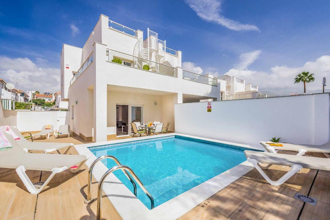 Villa Valeria Nerja Bagian luar foto